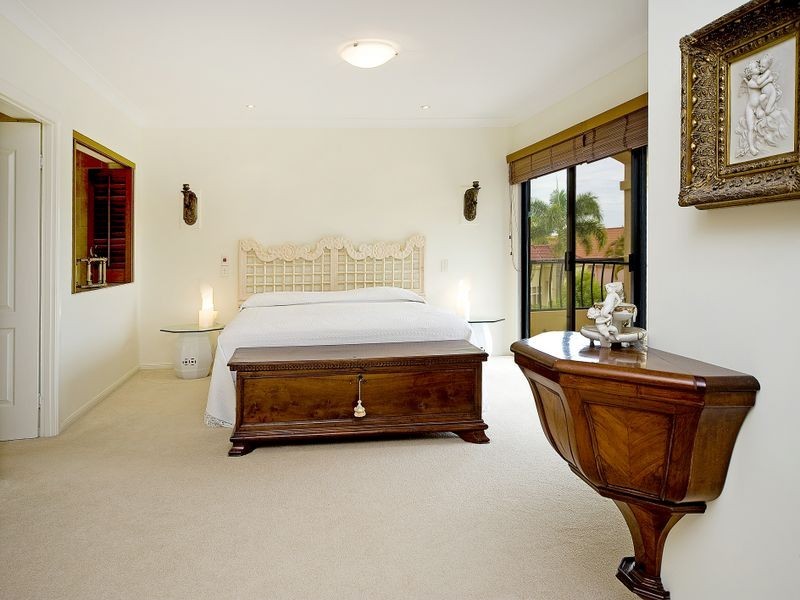Hope Island QLD 4212