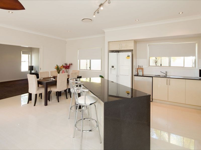 6001 The Lakes Drive, Hope Island QLD 4212