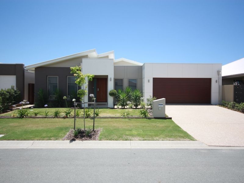 Hope Island QLD 4212