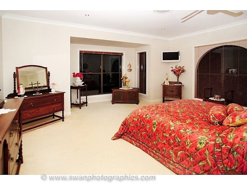 4843 The Parkway, Sanctuary Cove QLD 4212