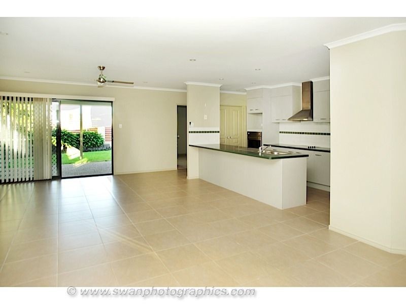 20 Starush Ct, Upper Coomera QLD 4209