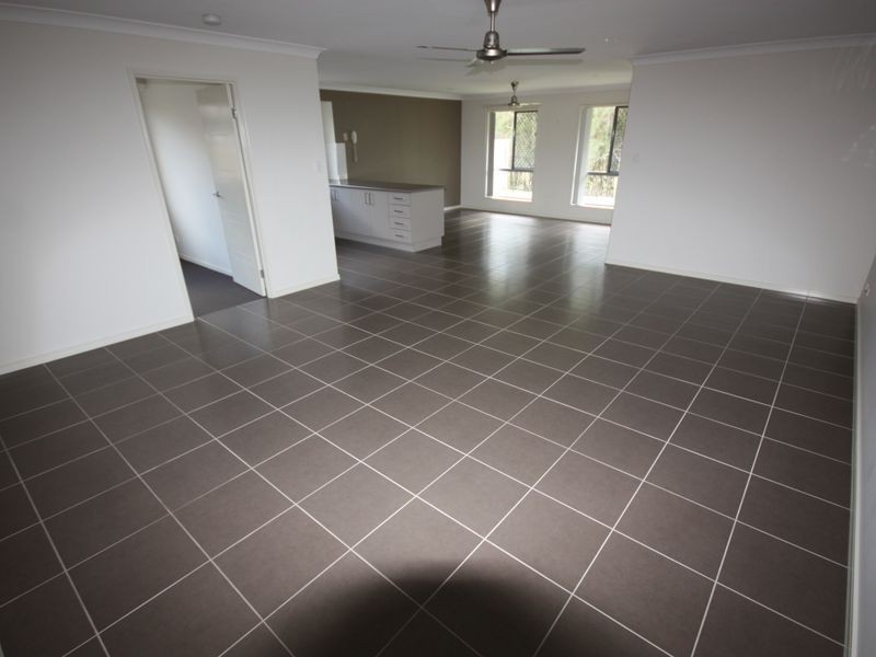 64/19 Santa Barbra Rd, Hope Island QLD 4212