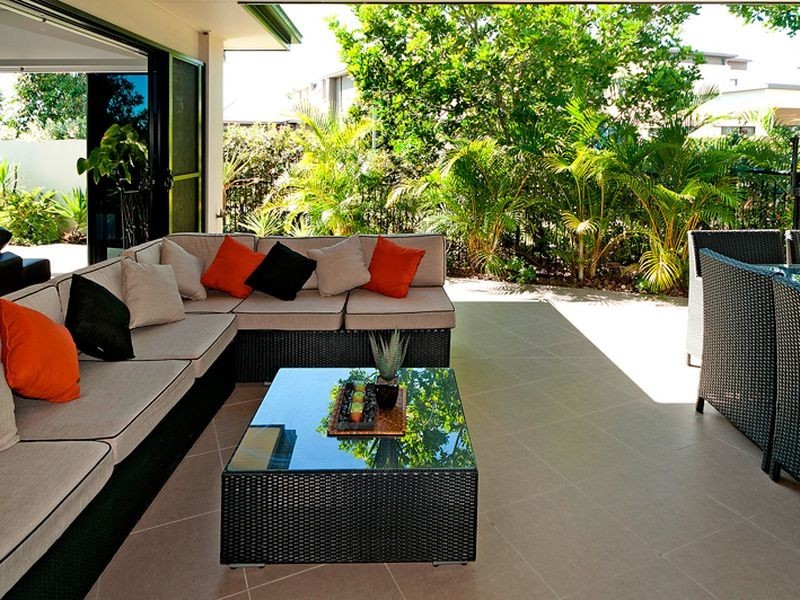 Hope Island QLD 4212