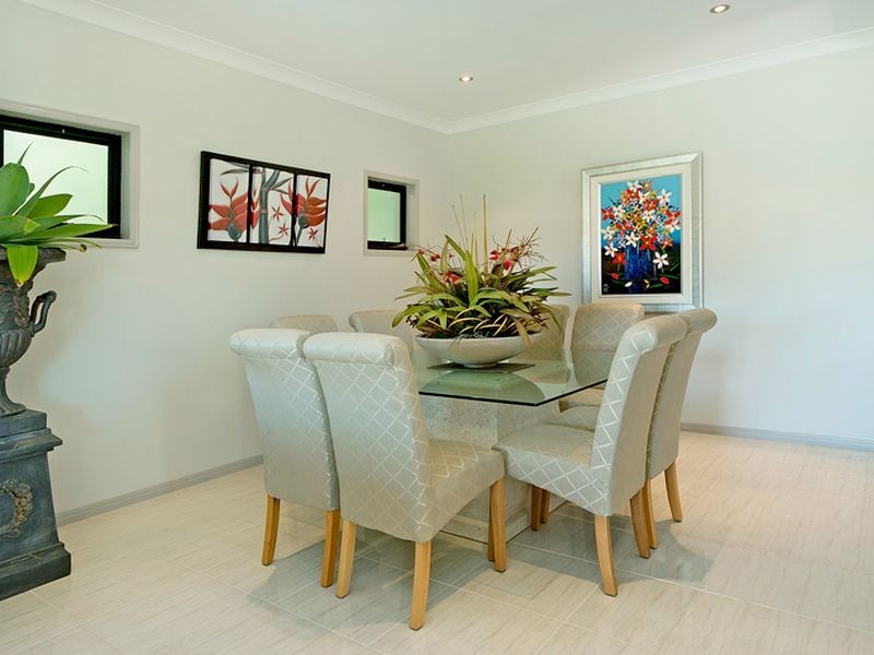 Hope Island QLD 4212