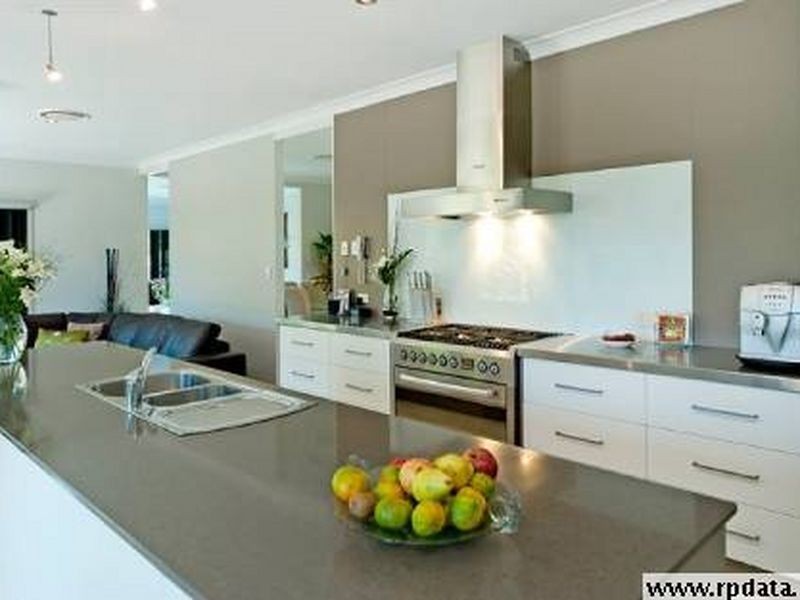 Hope Island QLD 4212