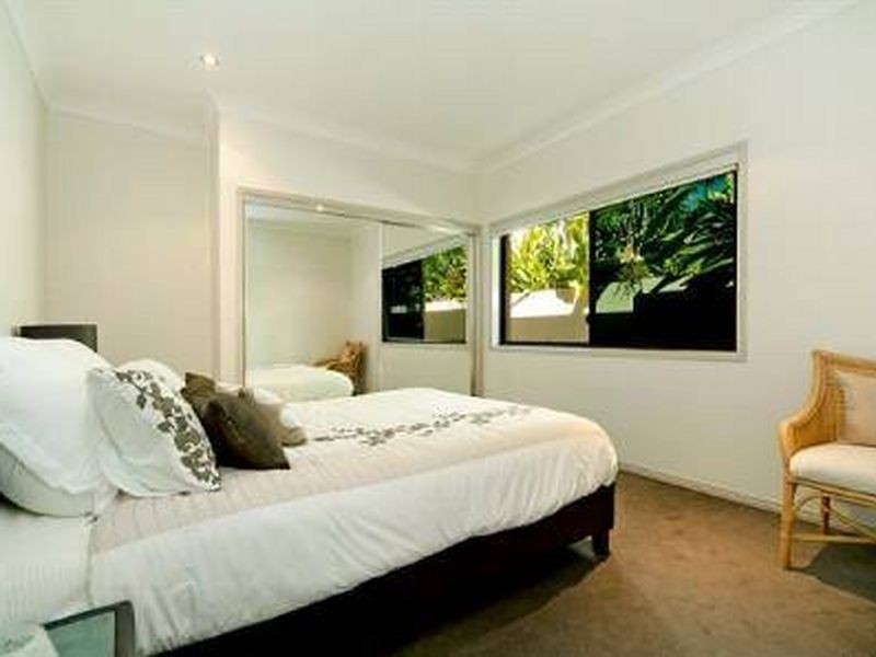 Hope Island QLD 4212