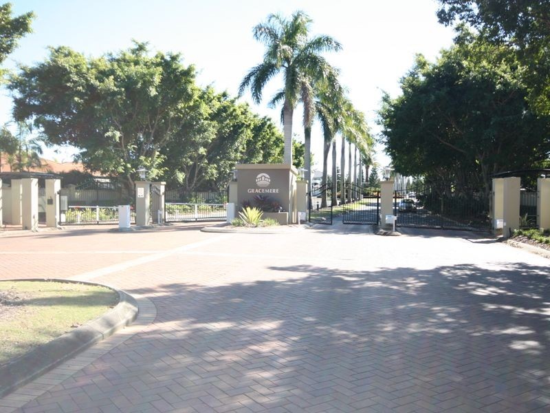 2224 Taromeo Ct, Hope Island QLD 4212