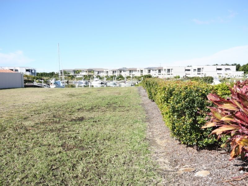 2224 Taromeo Ct, Hope Island QLD 4212