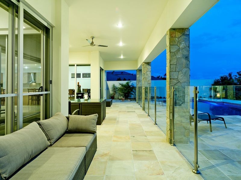 Hope Island QLD 4212