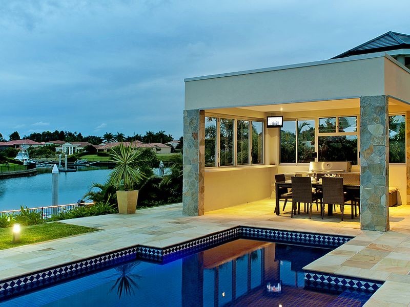 Hope Island QLD 4212