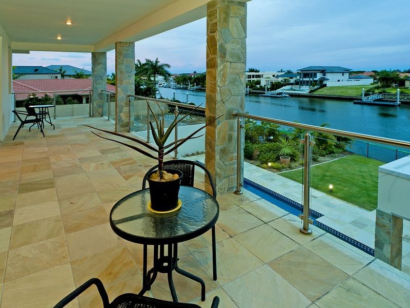 Hope Island QLD 4212