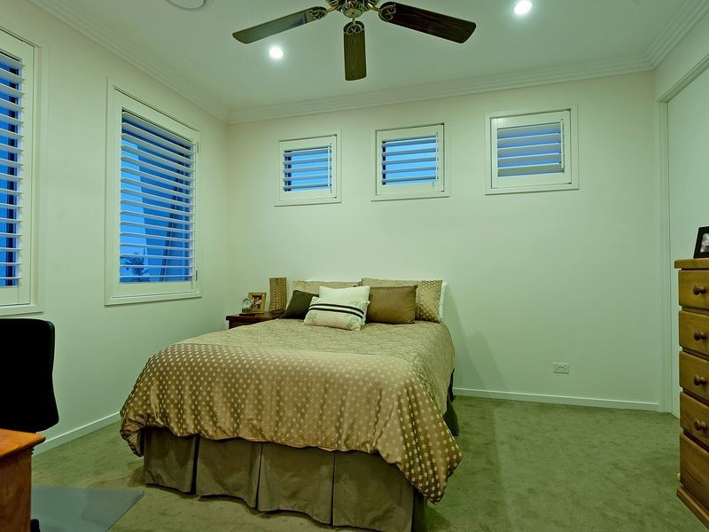 Hope Island QLD 4212