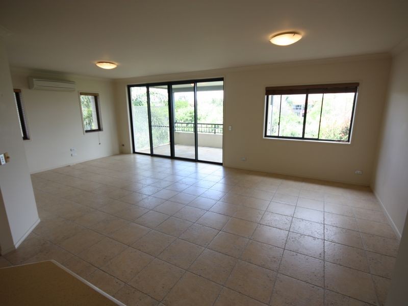 1049/1 The Cove Crescent, Meadow View, Carrara QLD 4211