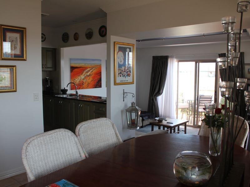 Hope Island QLD 4212