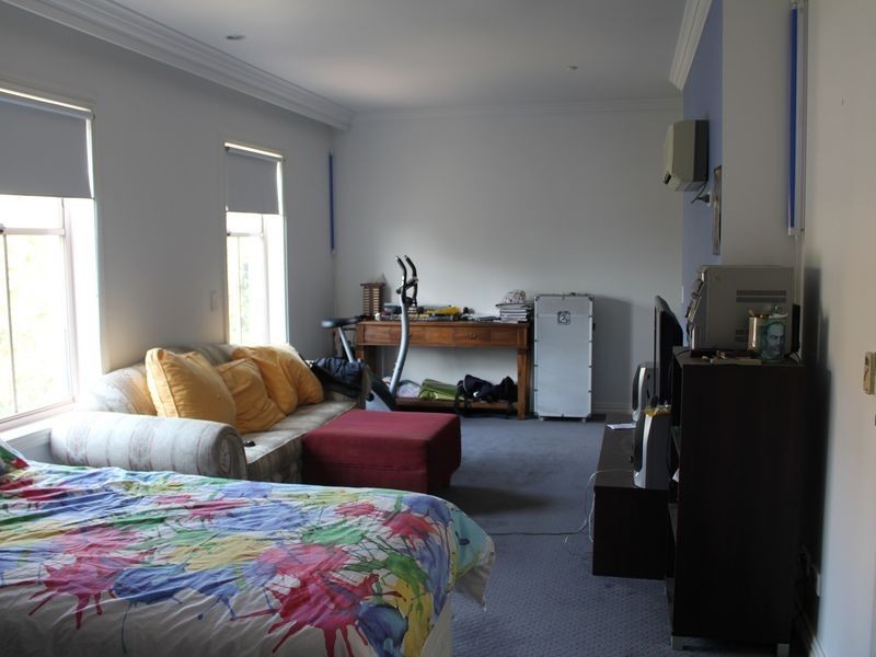 Hope Island QLD 4212