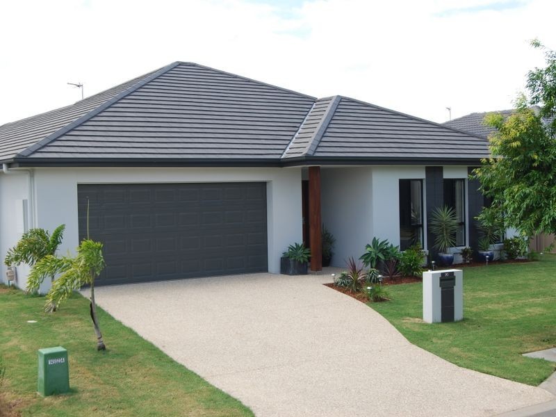 Hope Island QLD 4212