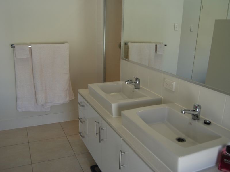 Hope Island QLD 4212