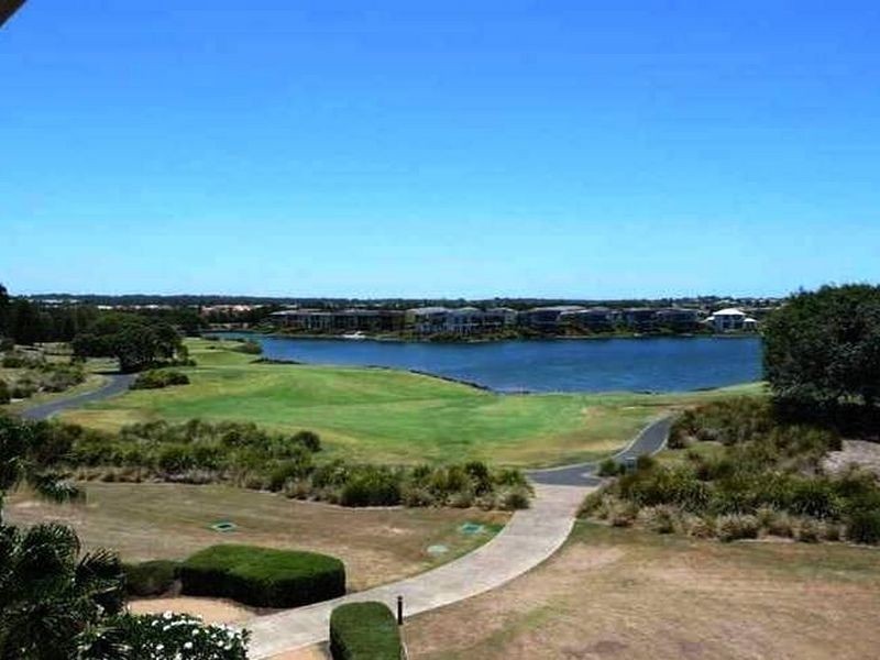 Hope Island QLD 4212