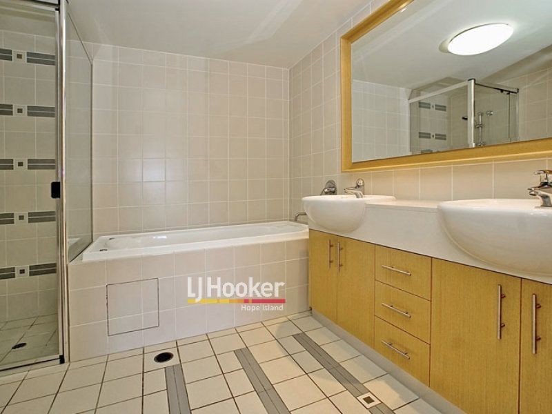 Hope Island QLD 4212