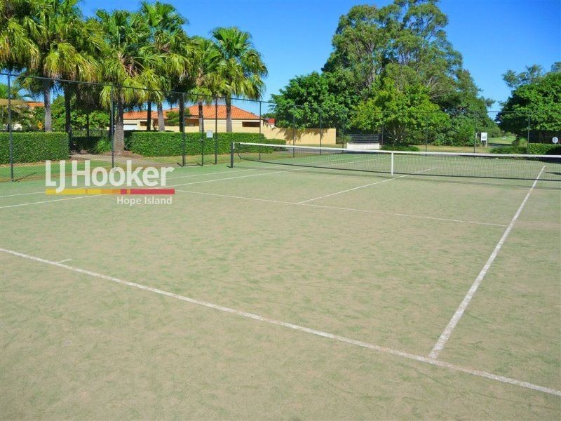 Hope Island QLD 4212