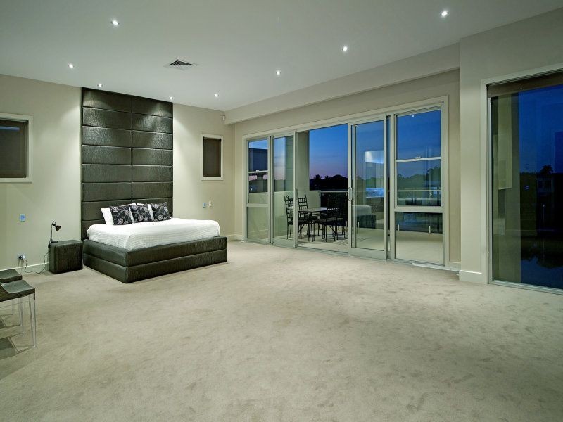 Hope Island QLD 4212