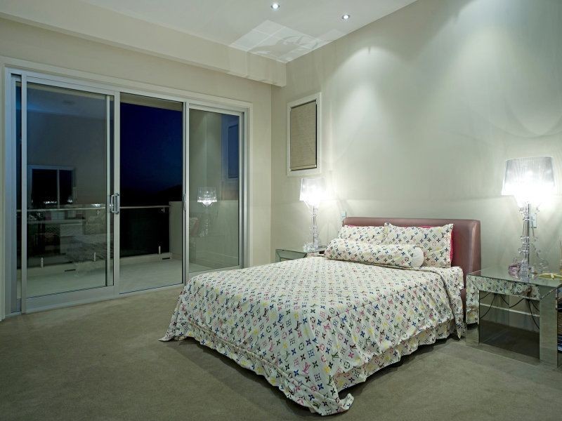 Hope Island QLD 4212