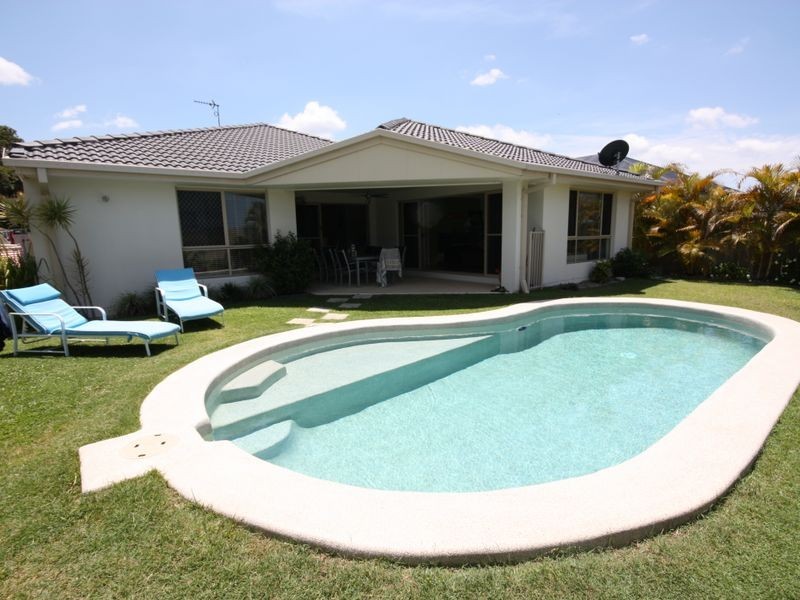 Hope Island QLD 4212