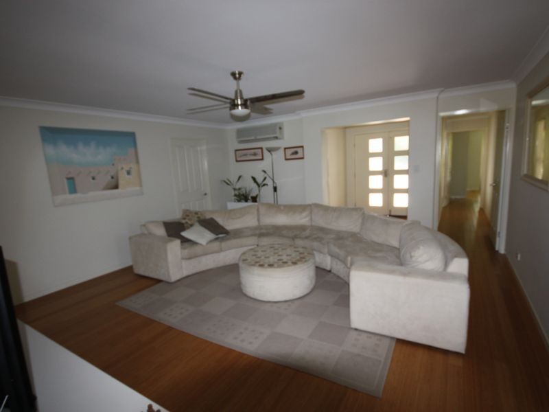 Hope Island QLD 4212