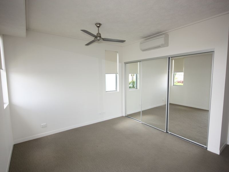 Unit 817 / Sickle Ave, Hope Island QLD 4212