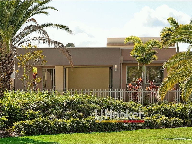 2804 Gracemere Cct North GRACEMERE ISLAND, Hope Island QLD 4212