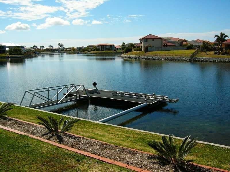 Hope Island QLD 4212