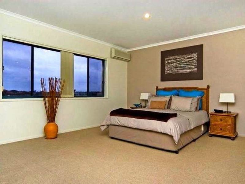 Hope Island QLD 4212