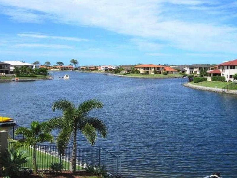 Hope Island QLD 4212