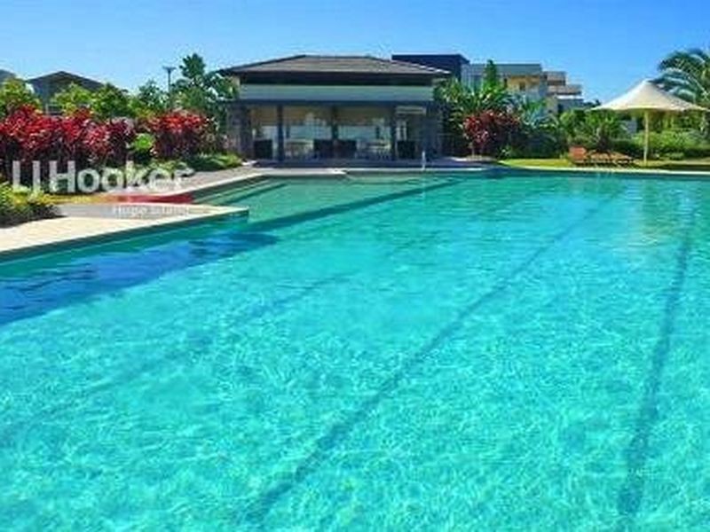 Hope Island QLD 4212
