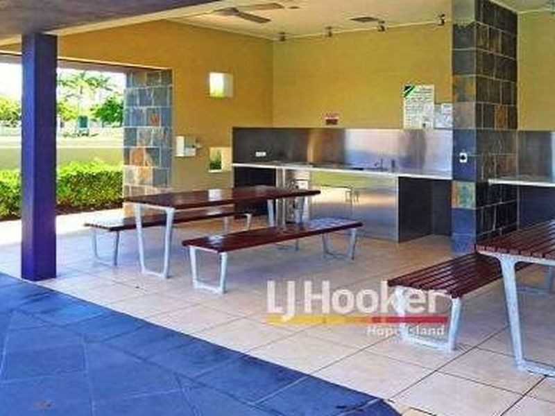 Hope Island QLD 4212