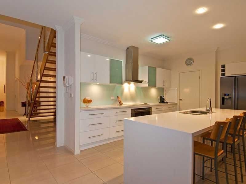 Hope Island QLD 4212