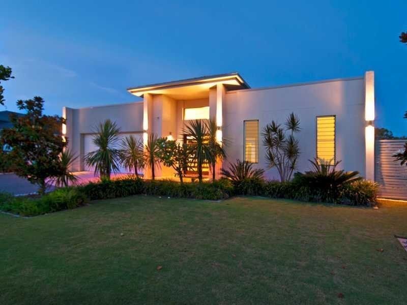 Hope Island QLD 4212