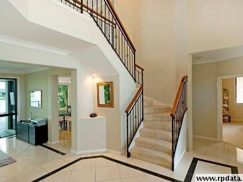 14 Windchimes Wy, Hope Island QLD 4212