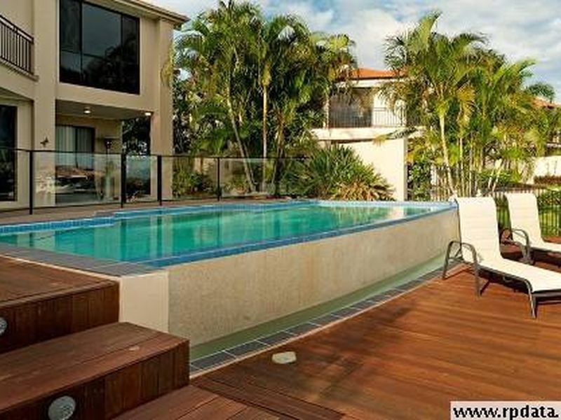 14 Windchimes Wy, Hope Island QLD 4212