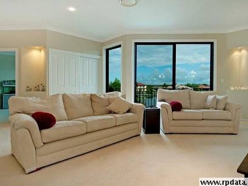 14 Windchimes Wy, Hope Island QLD 4212