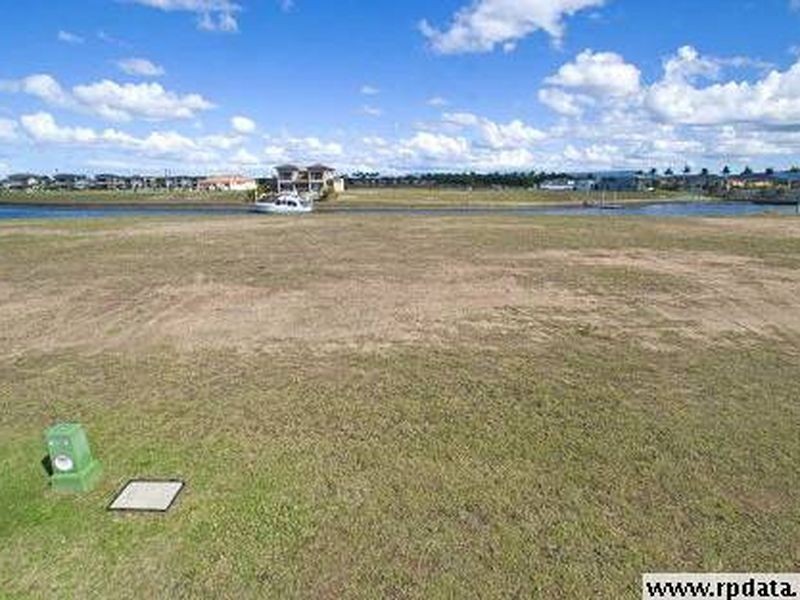 Hope Island QLD 4212