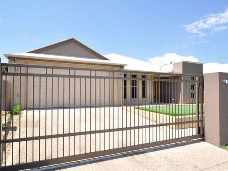 22 Southaven Drive, Helensvale QLD 4212