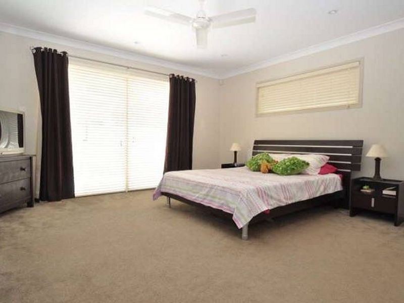 22 Southaven Drive, Helensvale QLD 4212