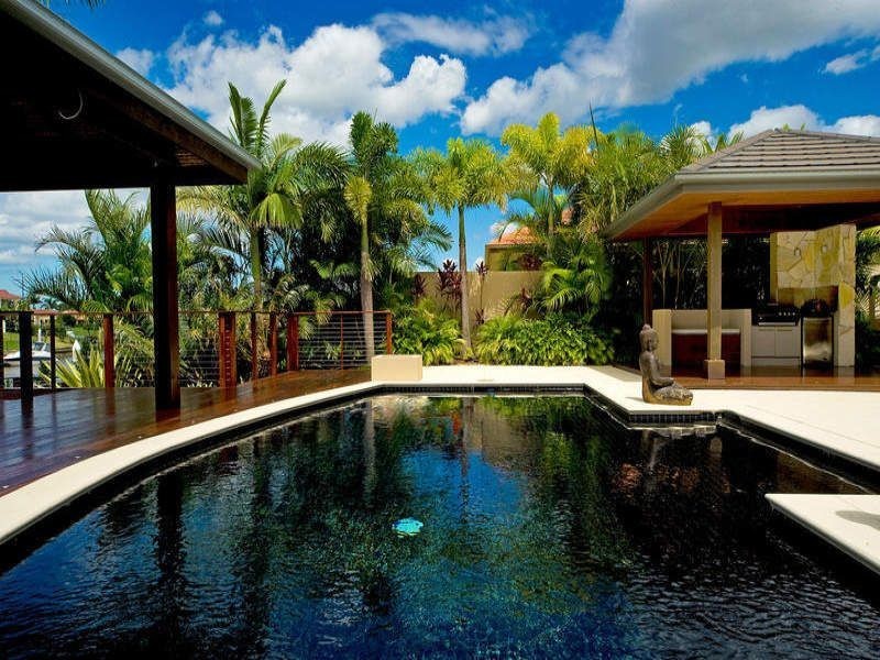 Hope Island QLD 4212