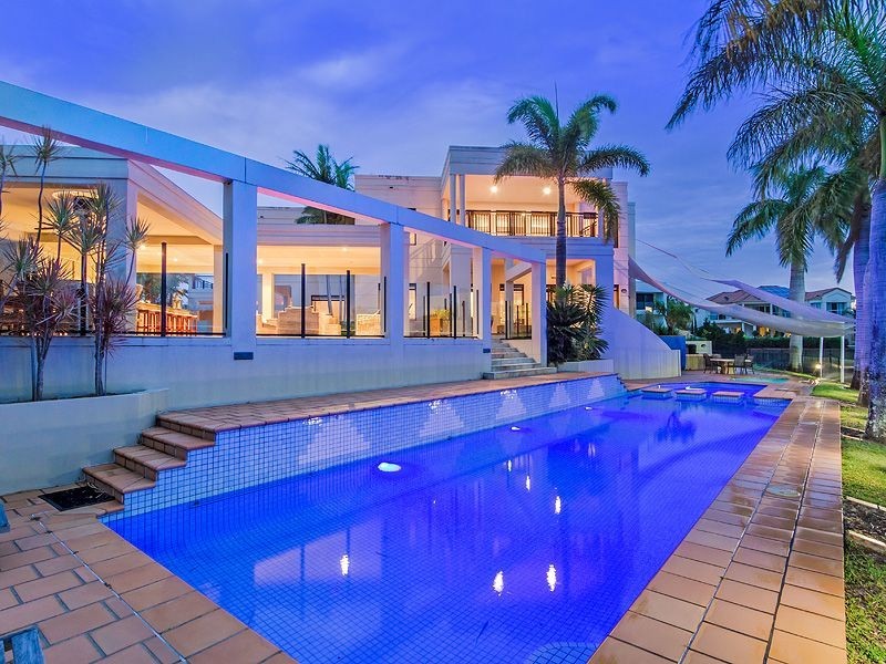 Hope Island QLD 4212