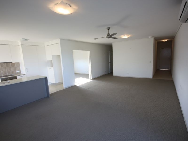 337/66 Sickle Ave, Hope Island QLD 4212