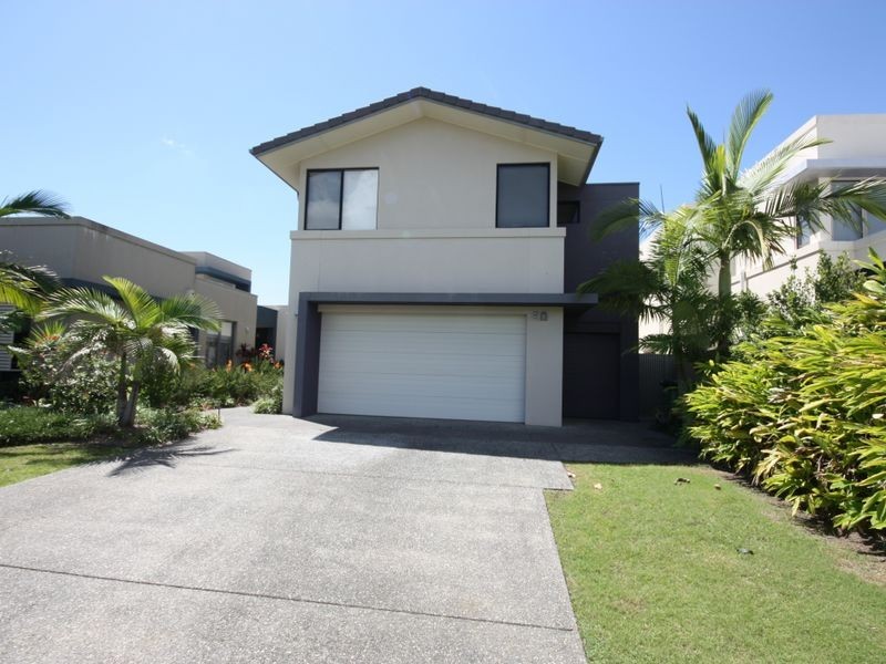 6138 Bolsena Circuit, Hope Island QLD 4212
