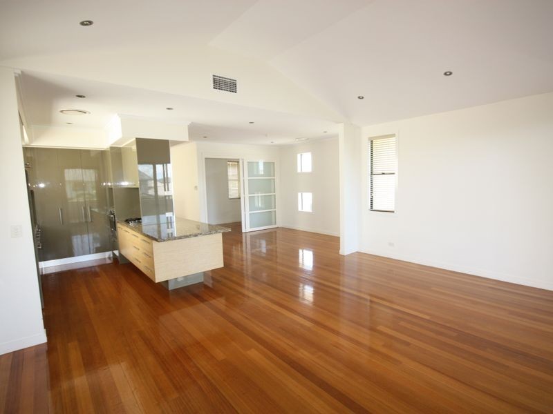 6138 Bolsena Circuit, Hope Island QLD 4212