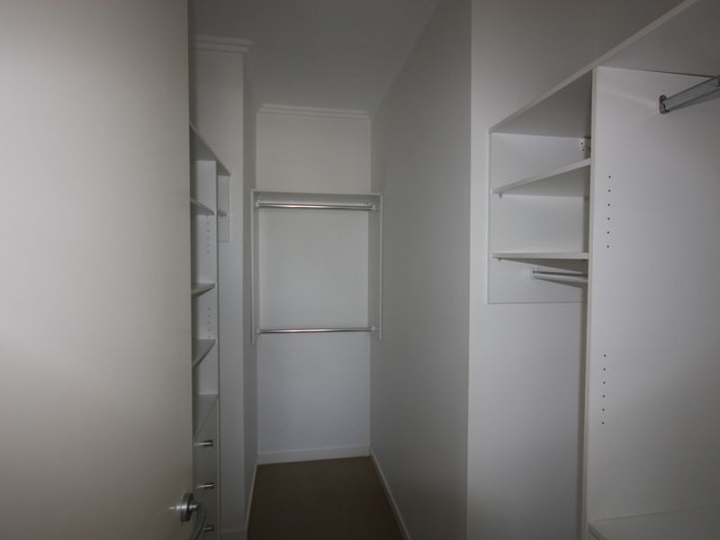 6138 Bolsena Circuit, Hope Island QLD 4212