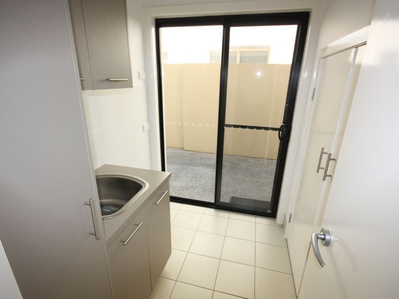 6138 Bolsena Circuit, Hope Island QLD 4212